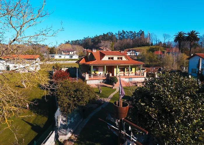 House Hébergement de vacances Golbardo